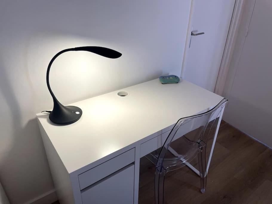 Appartement Hisse Et Oh, T2 Avec Balcon Vue Port Et Parking