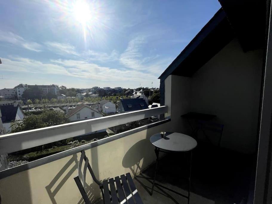 Hisse Et Oh, T2 Avec Balcon Vue Port Et Parking Appartement